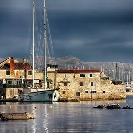 Apartman Marinovic Kastela Exterior photo